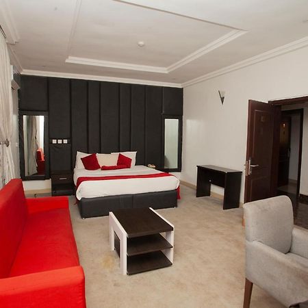 Grand Palazzo Hotel Gwarimpa Abuja Buitenkant foto