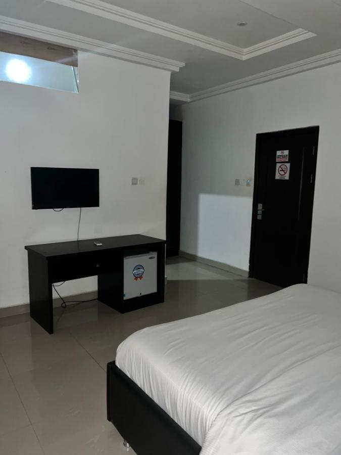 Grand Palazzo Hotel Gwarimpa Abuja Buitenkant foto