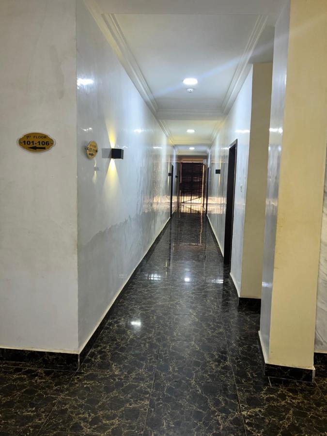 Grand Palazzo Hotel Gwarimpa Abuja Buitenkant foto